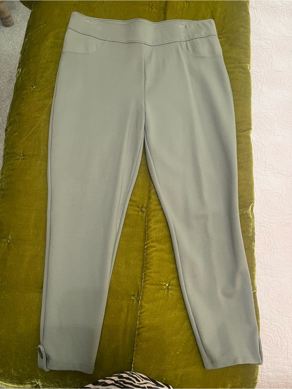 Slim Factor By Investments Women's Light Sage Ponte Knit Crop Pants